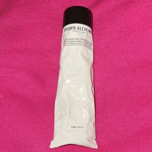 Grown Alchemist White Tube Primer with Black Cap